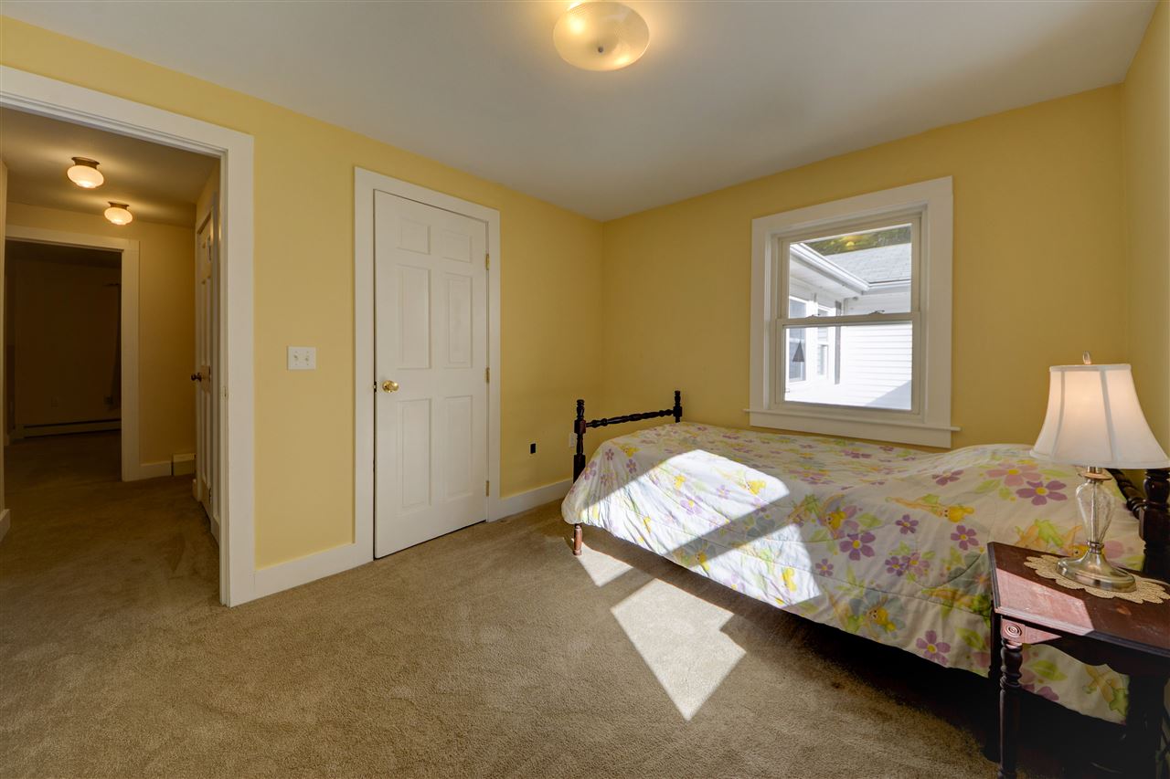 149 Deerfield Road Nottingham, NH 03290 - Photo 31 of 40