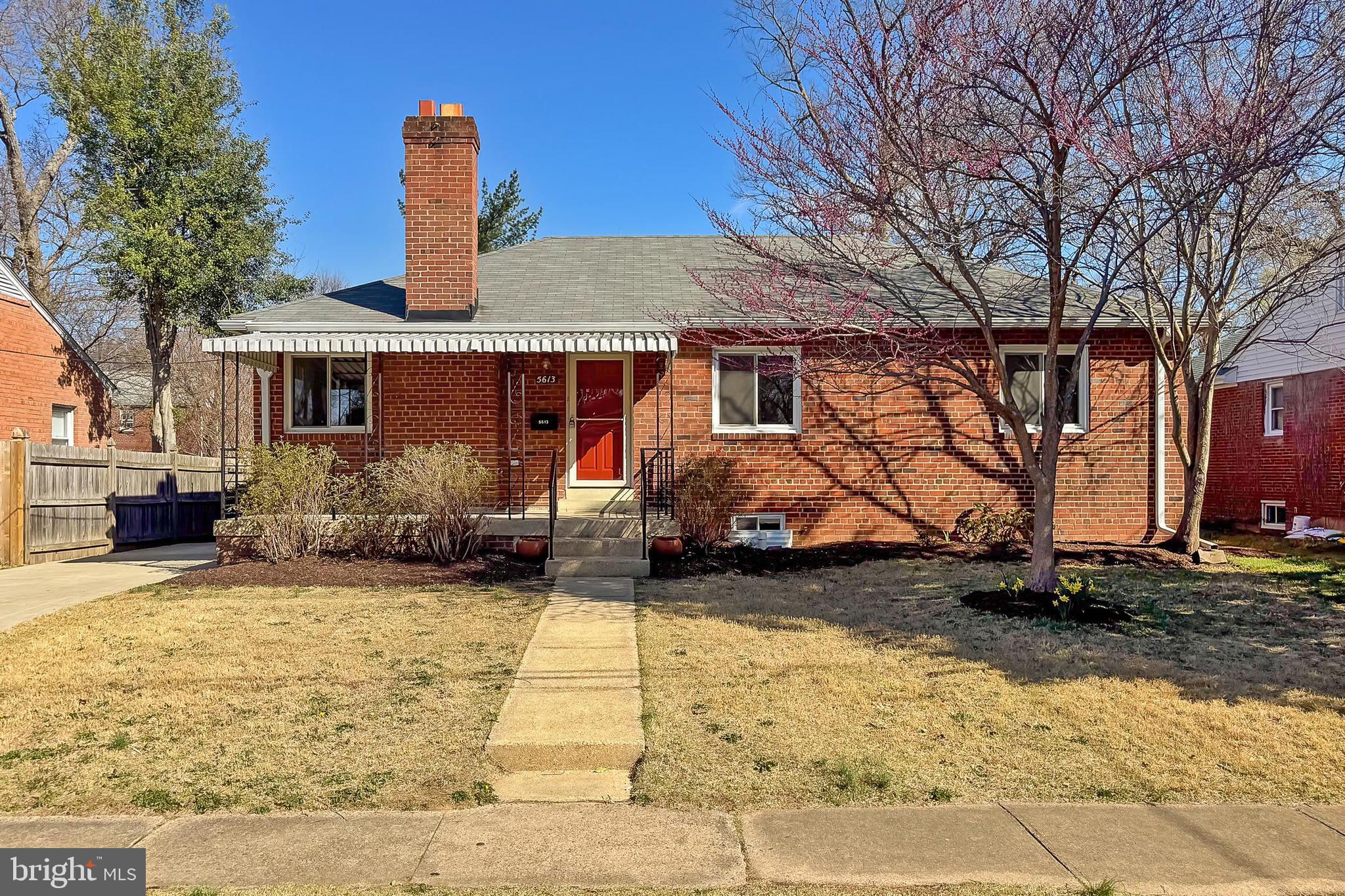 5613 5th Road South Arlington, VA 22204 - Photo 2 of 40 Gallery Image 2