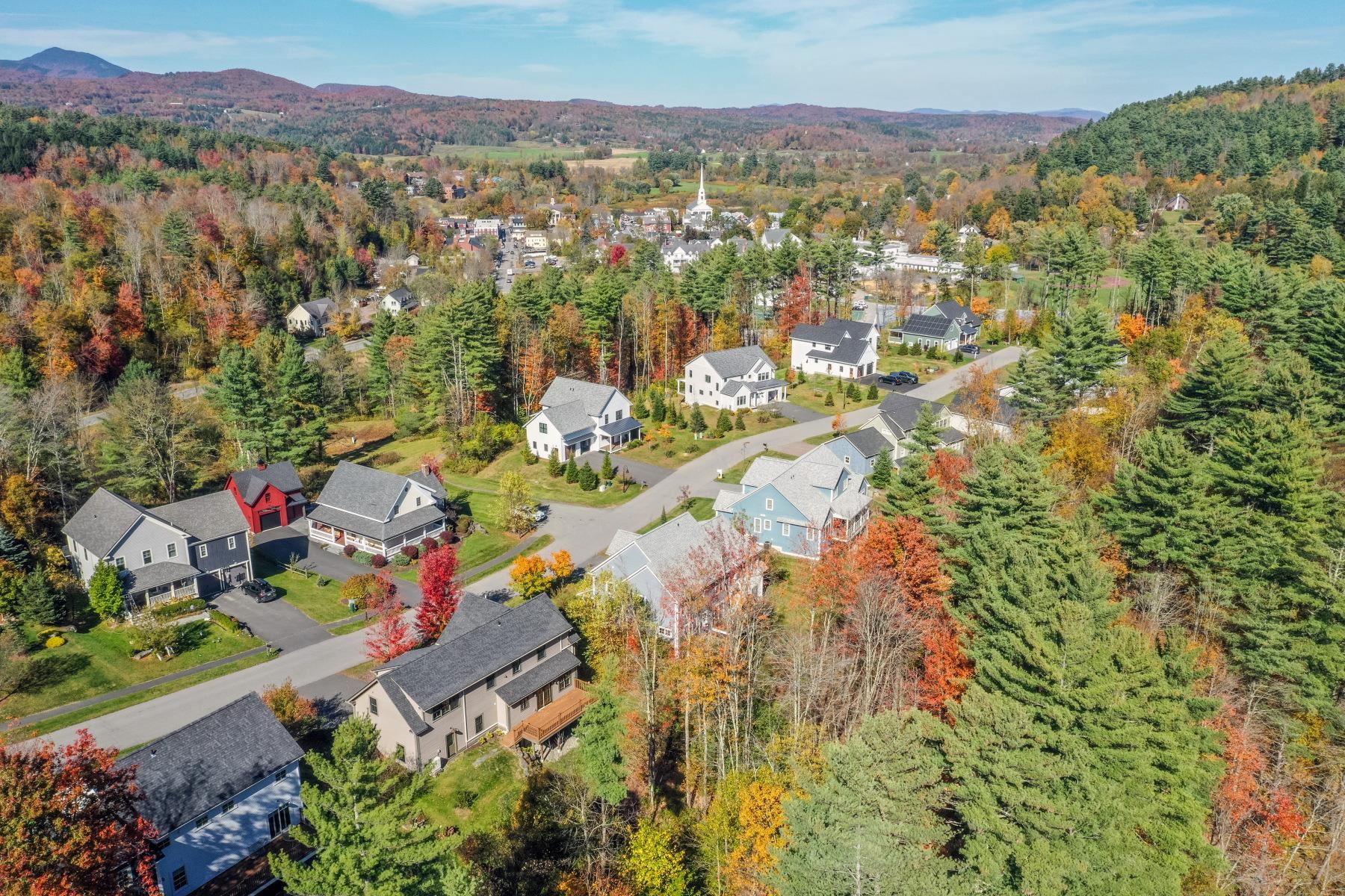 456 Thomas Lane Stowe, VT 05672 - Photo 18 of 43