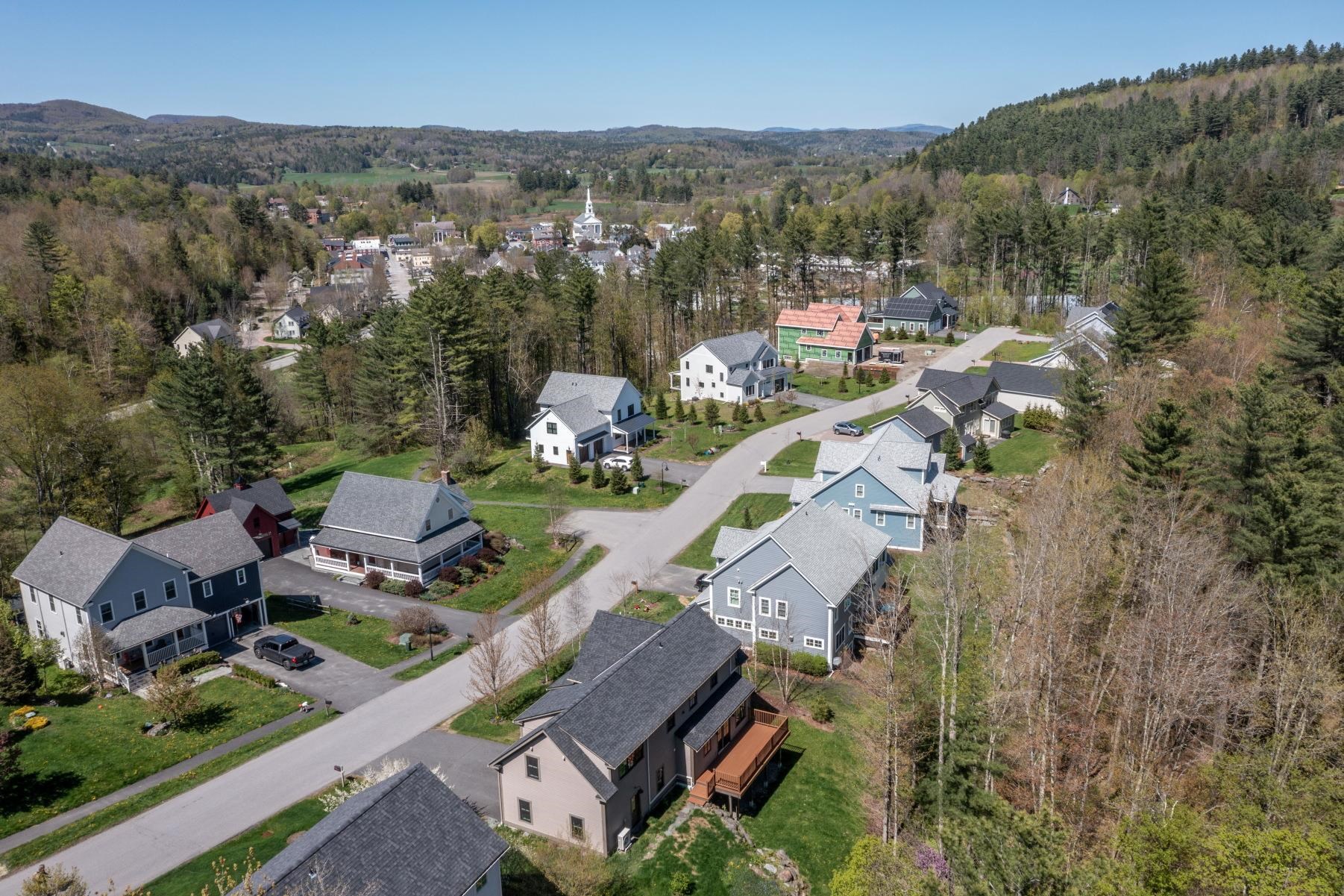 456 Thomas Lane Stowe, VT 05672 - Photo 35 of 43