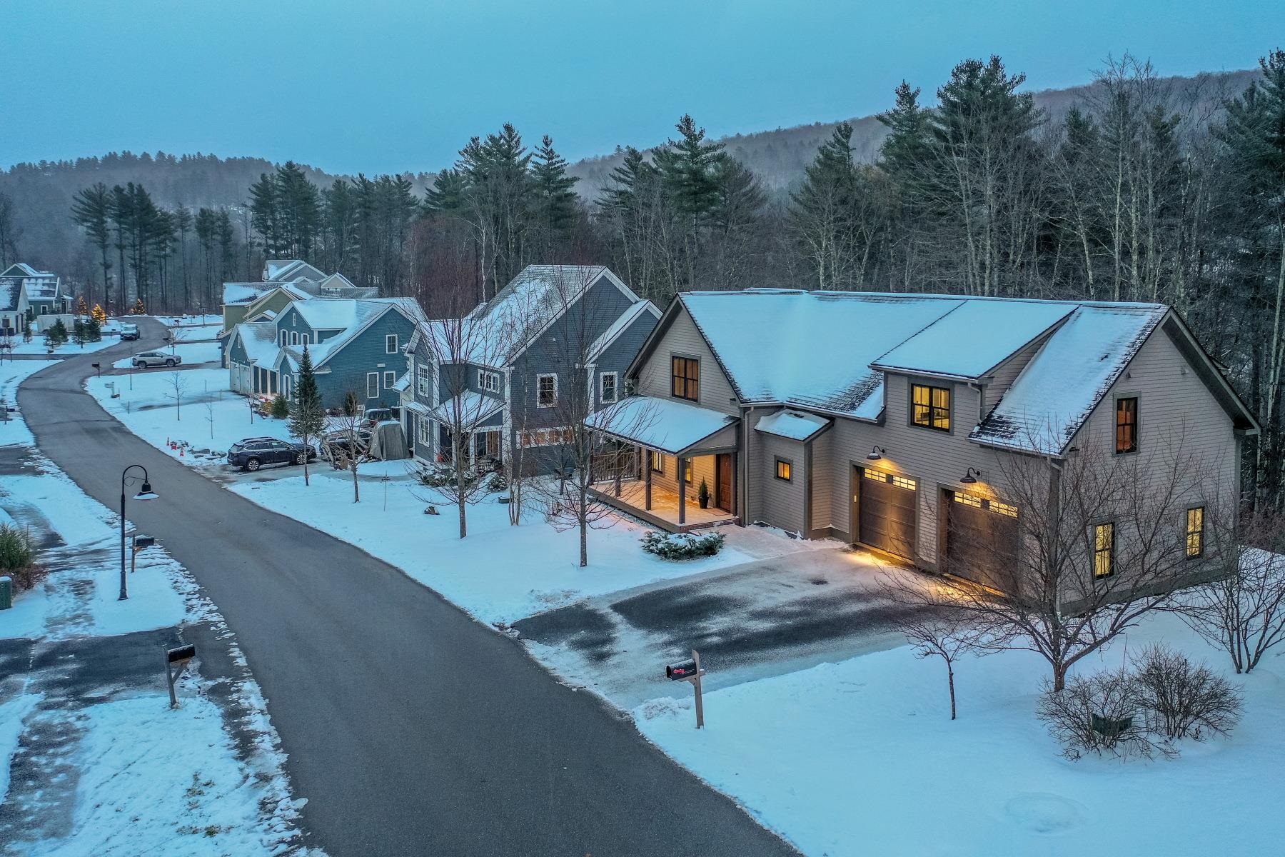 456 Thomas Lane Stowe, VT 05672 - Photo 42 of 43