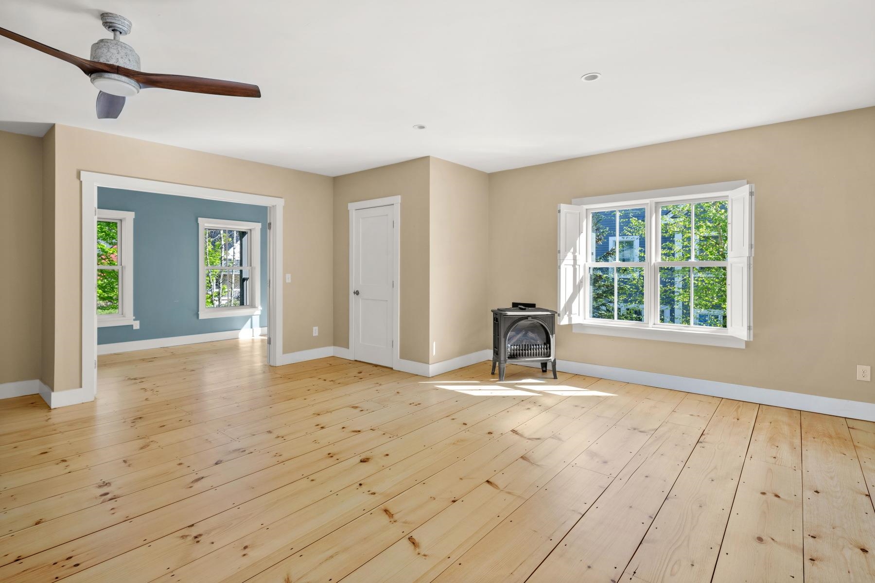 456 Thomas Lane Stowe, VT 05672 - Photo 7 of 43