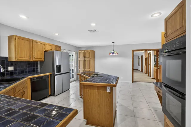 $5,600 | 428 Marble Canyon Drive, Wellington, FL 33414