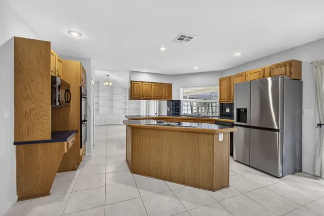 $5,600 | 428 Marble Canyon Drive, Wellington, FL 33414