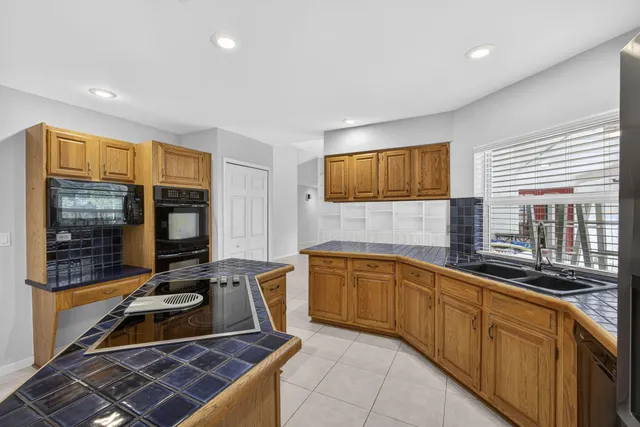 $5,600 | 428 Marble Canyon Drive, Wellington, FL 33414