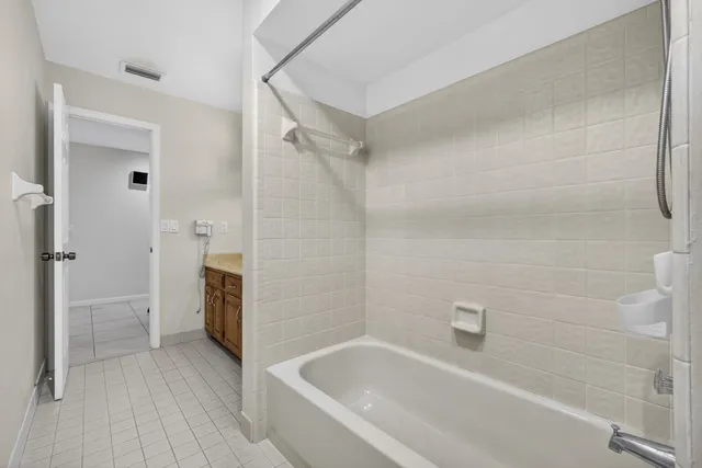 $5,600 | 428 Marble Canyon Drive, Wellington, FL 33414