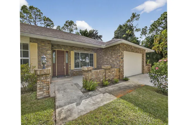 $5,600 | 428 Marble Canyon Drive, Wellington, FL 33414