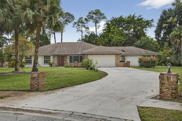 $5,600 | 428 Marble Canyon Drive, Wellington, FL 33414