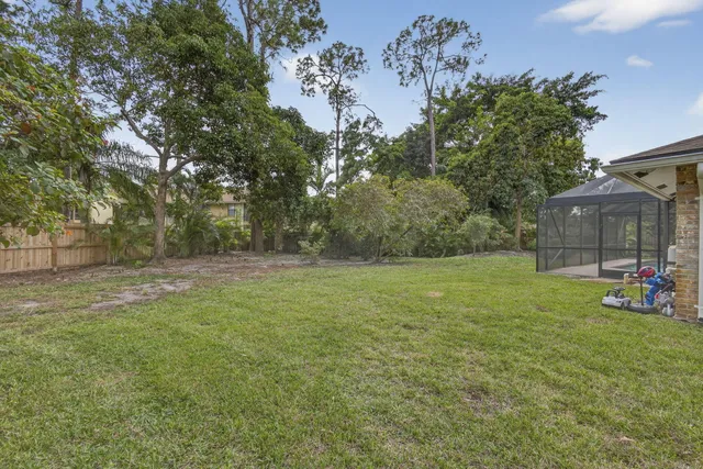 $5,600 | 428 Marble Canyon Drive, Wellington, FL 33414