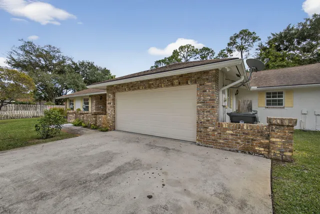 $5,600 | 428 Marble Canyon Drive, Wellington, FL 33414