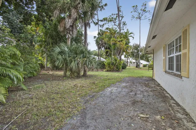 $5,600 | 428 Marble Canyon Drive, Wellington, FL 33414