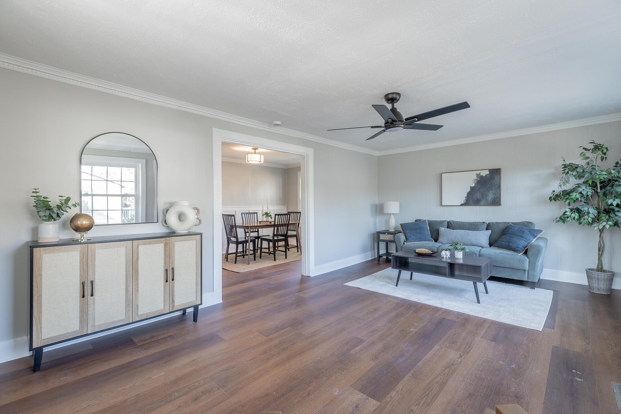 83 Brandon Lane Rossville, GA 30741 - Photo 3 of 14 Living Room