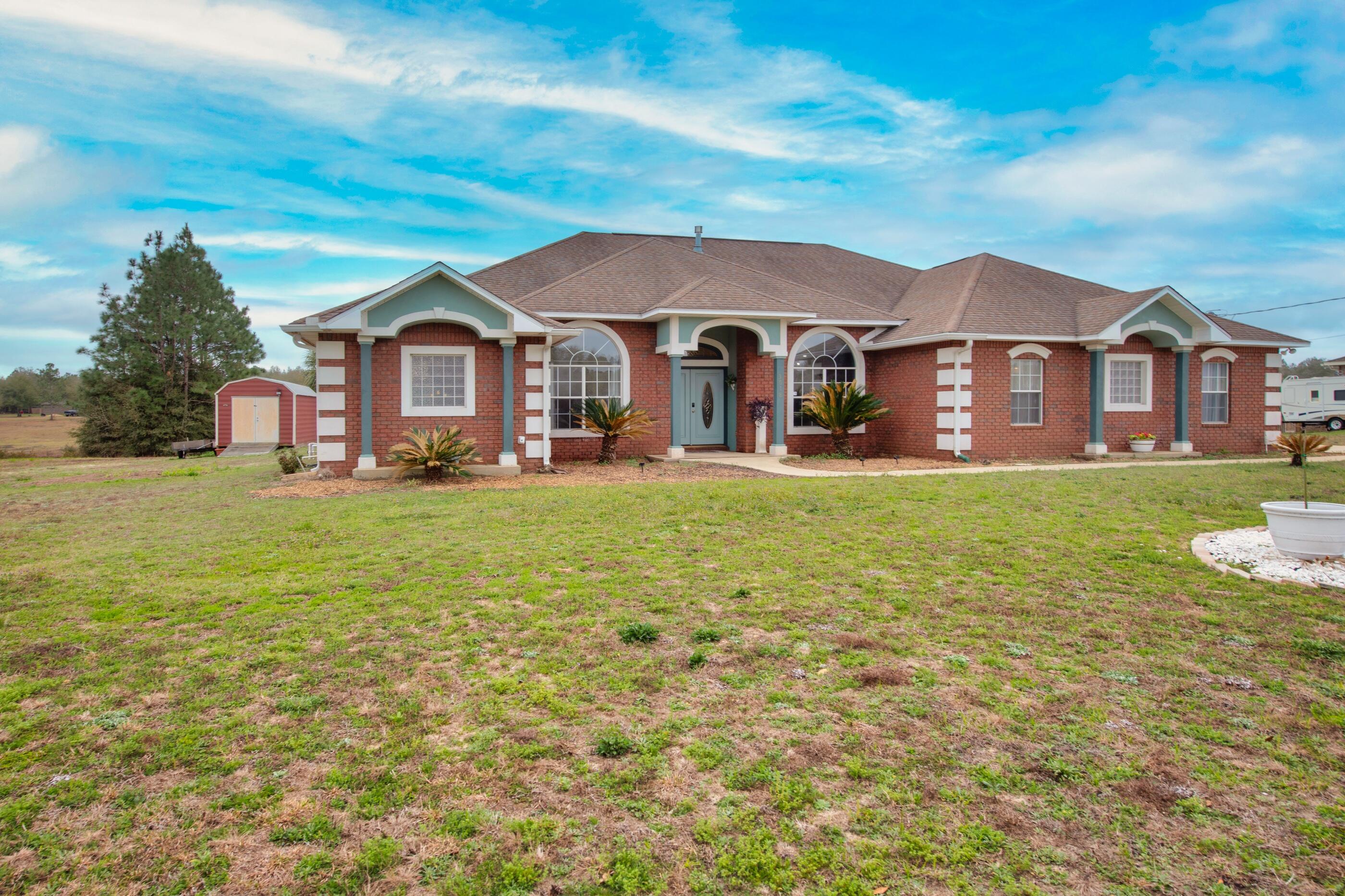 3018 Colonial Circle Crestview, FL 32539 - Photo 4 of 55 Colonial-71