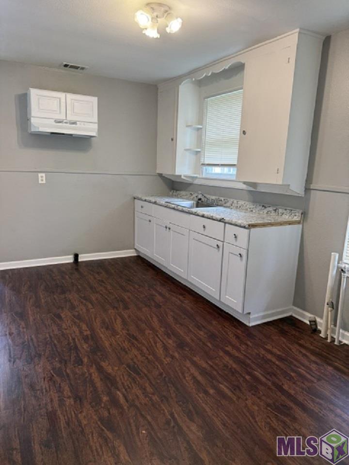 4242 Gurney Street Baton Rouge, LA 70805 - Photo 3 of 11 Gallery Image 3