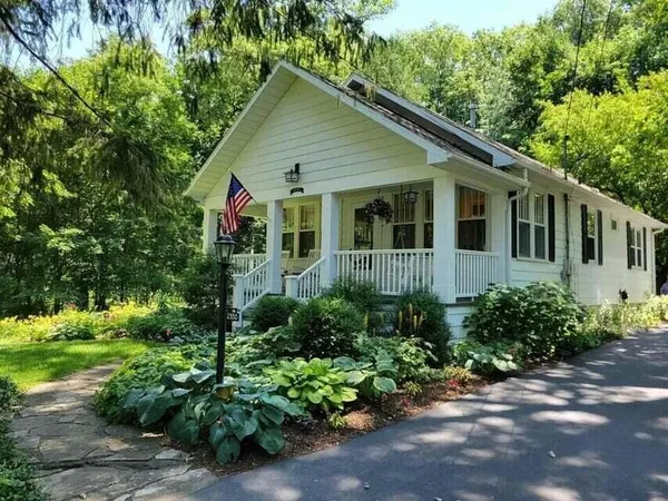 $499,000 | 2350 South Shore Drive, Delavan, WI 53115