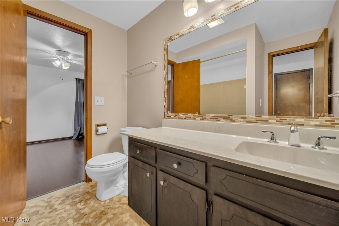 5910 Som Center Road Solon, OH 44139 - Photo 10 of 50 additional full bath 2nd floor adjacent to guest bedroom 2