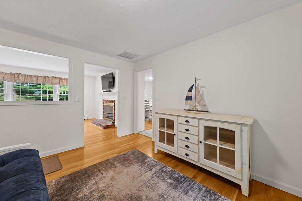 106 White Rock Road Yarmouth, MA 02675 - Photo 15 of 38