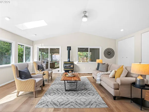 $439,900 | 3811 Southeast 169th Place, Portland, OR 97236