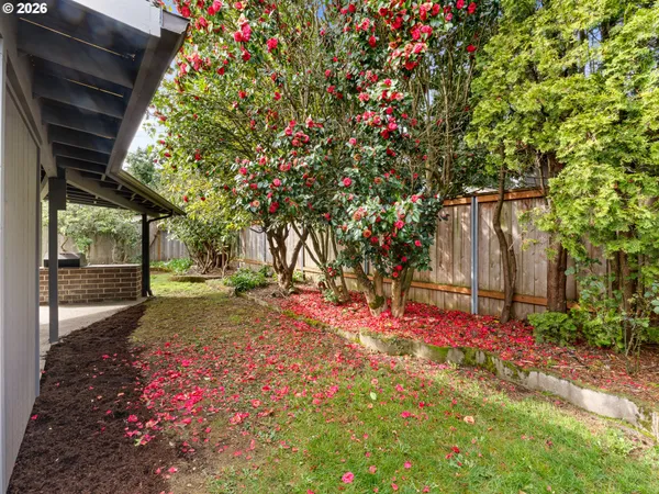 $439,900 | 3811 Southeast 169th Place, Portland, OR 97236