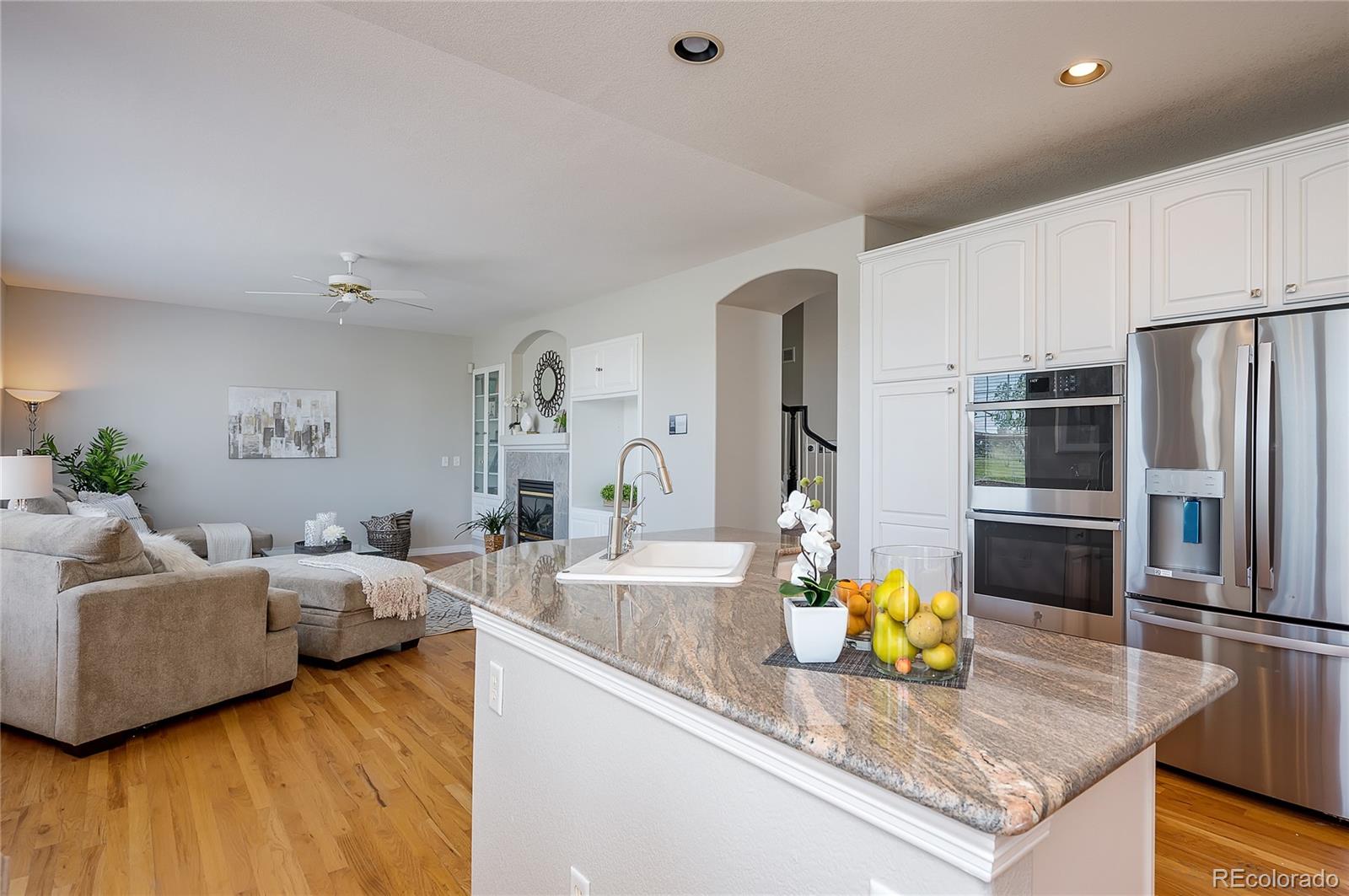 8906 Hunters Way Highlands Ranch, CO 80129 - Photo 14 of 40 Gallery Image 14