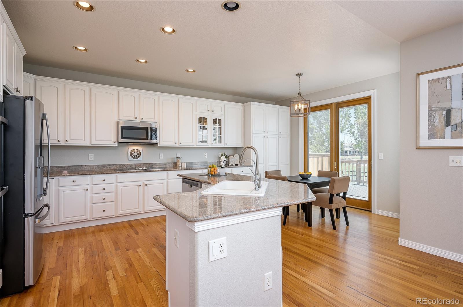 8906 Hunters Way Highlands Ranch, CO 80129 - Photo 9 of 40 Gallery Image 9