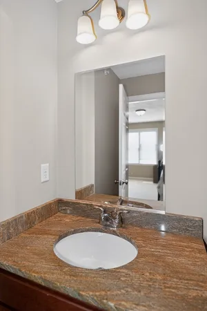 $569,900 | 27 Autumn Lane, Unit 27, Northborough, MA 01532