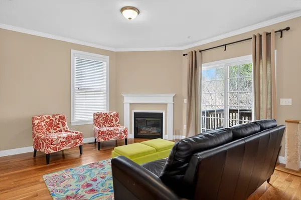 $569,900 | 27 Autumn Lane, Unit 27, Northborough, MA 01532