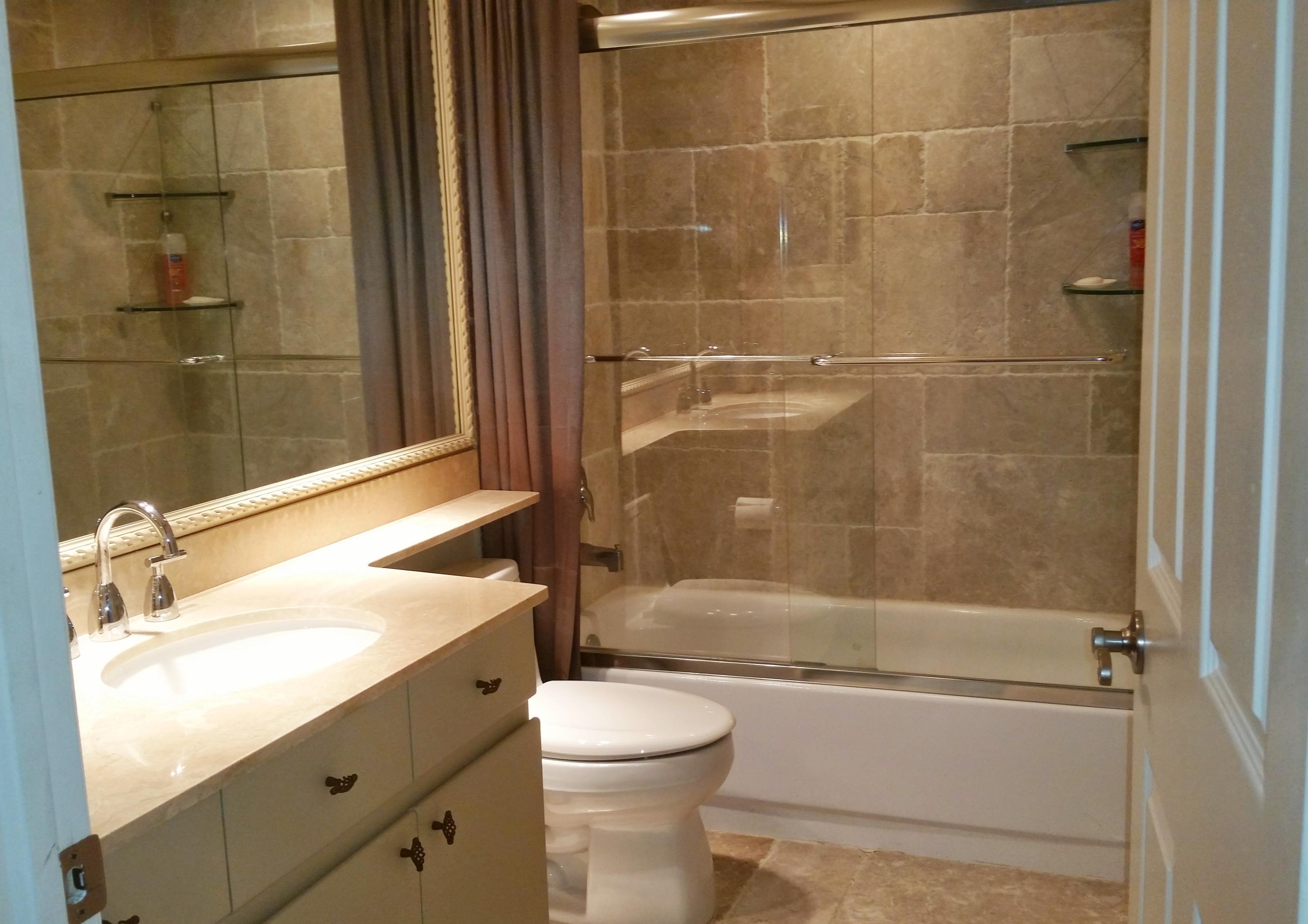 23104 Island View, Unit 6 Boca Raton, FL 33433 - Photo 39 of 42 guest bathroom