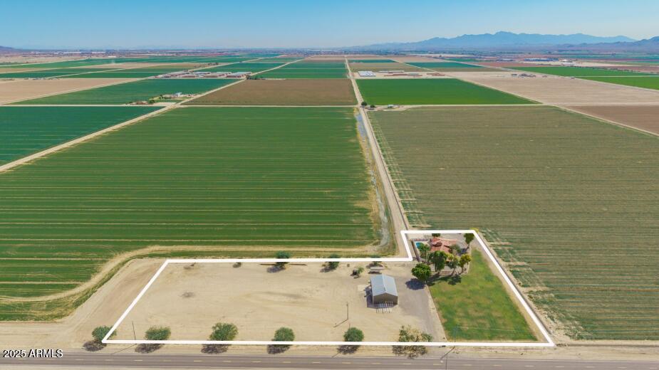 6901 South Palo Verde Road Buckeye, AZ 85326 - Photo 4 of 43 a view of a back yard
