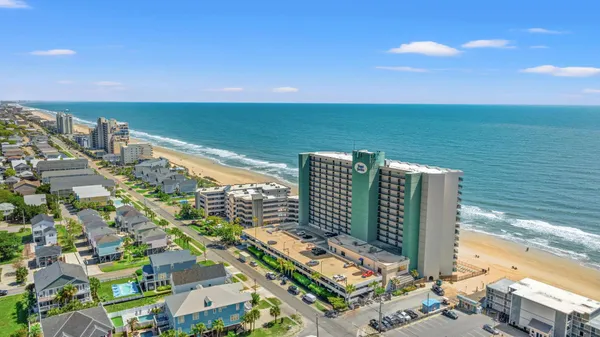 $1,675,000 | 1211 North Waccamaw Drive, Murrells Inlet, SC 29576