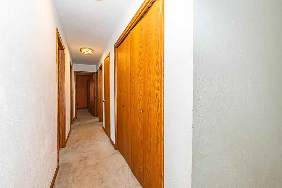 2240 Hickory Road Battle Creek, MI 49017 - Photo 36 of 58 RN5_5008