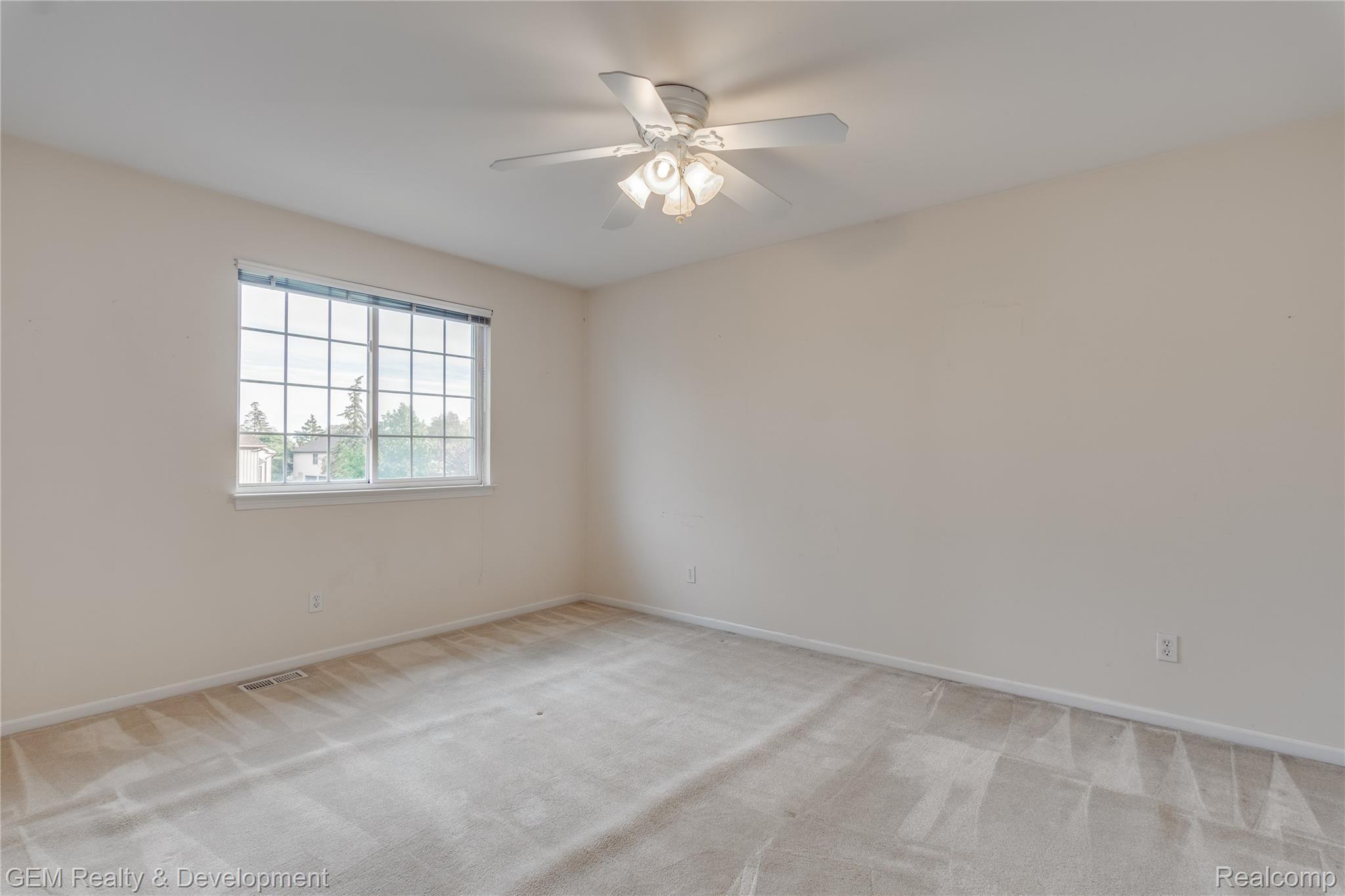 41747 Glade Road Canton, MI 48187 - Photo 23 of 37 Bedroom 1