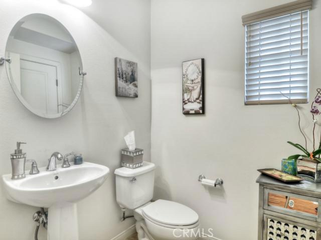 41 Bianco Irvine, CA 92618 - Photo 8 of 24