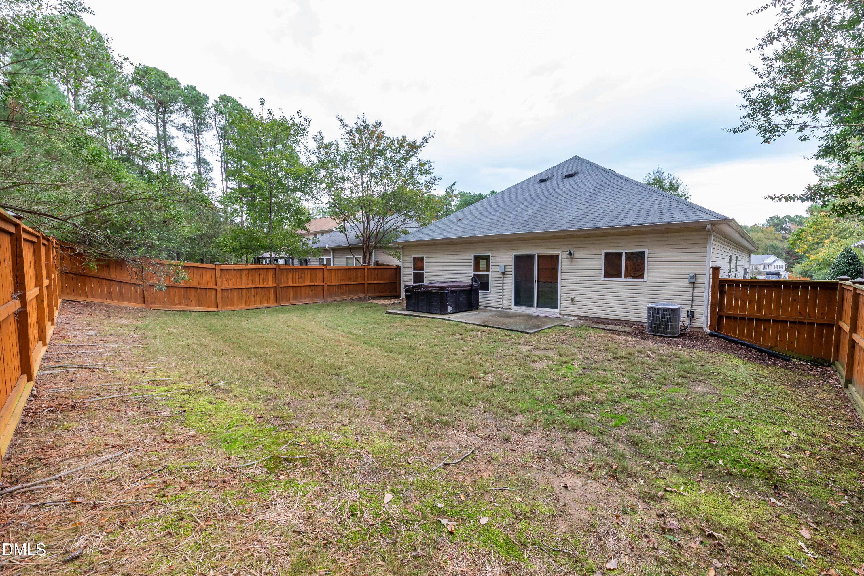 33 Juliette Drive Durham, NC 27713 - Photo 34 of 39 a backyard of a house