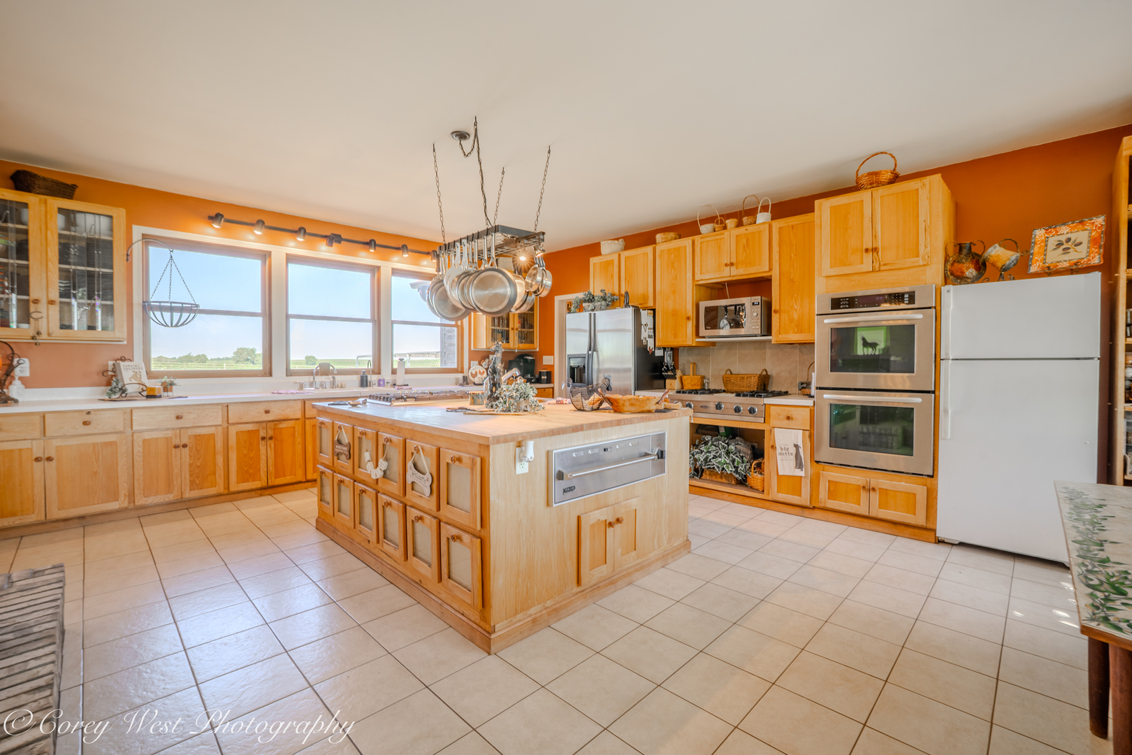 1869 Woodlawn Road Steward, IL 60553 - Photo 15 of 72