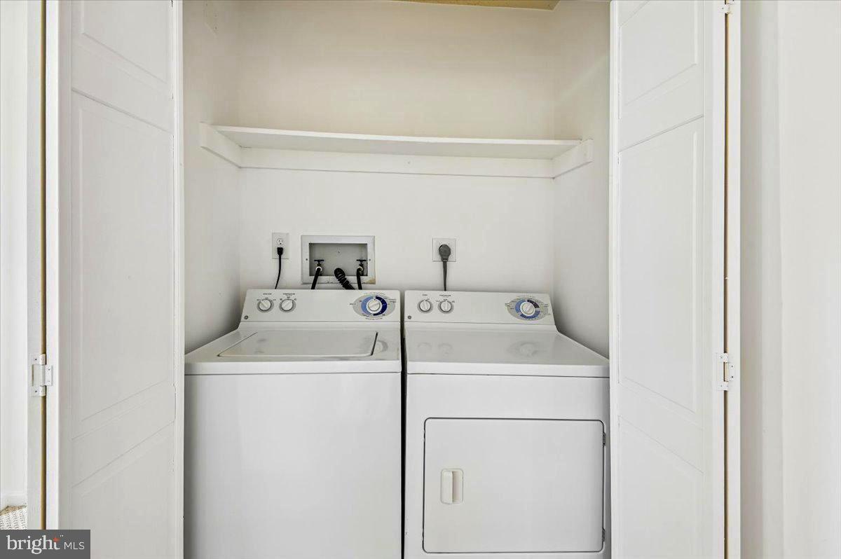 860 Woodmont Road Annapolis, MD 21401 - Photo 24 of 55 Main Level Laundry