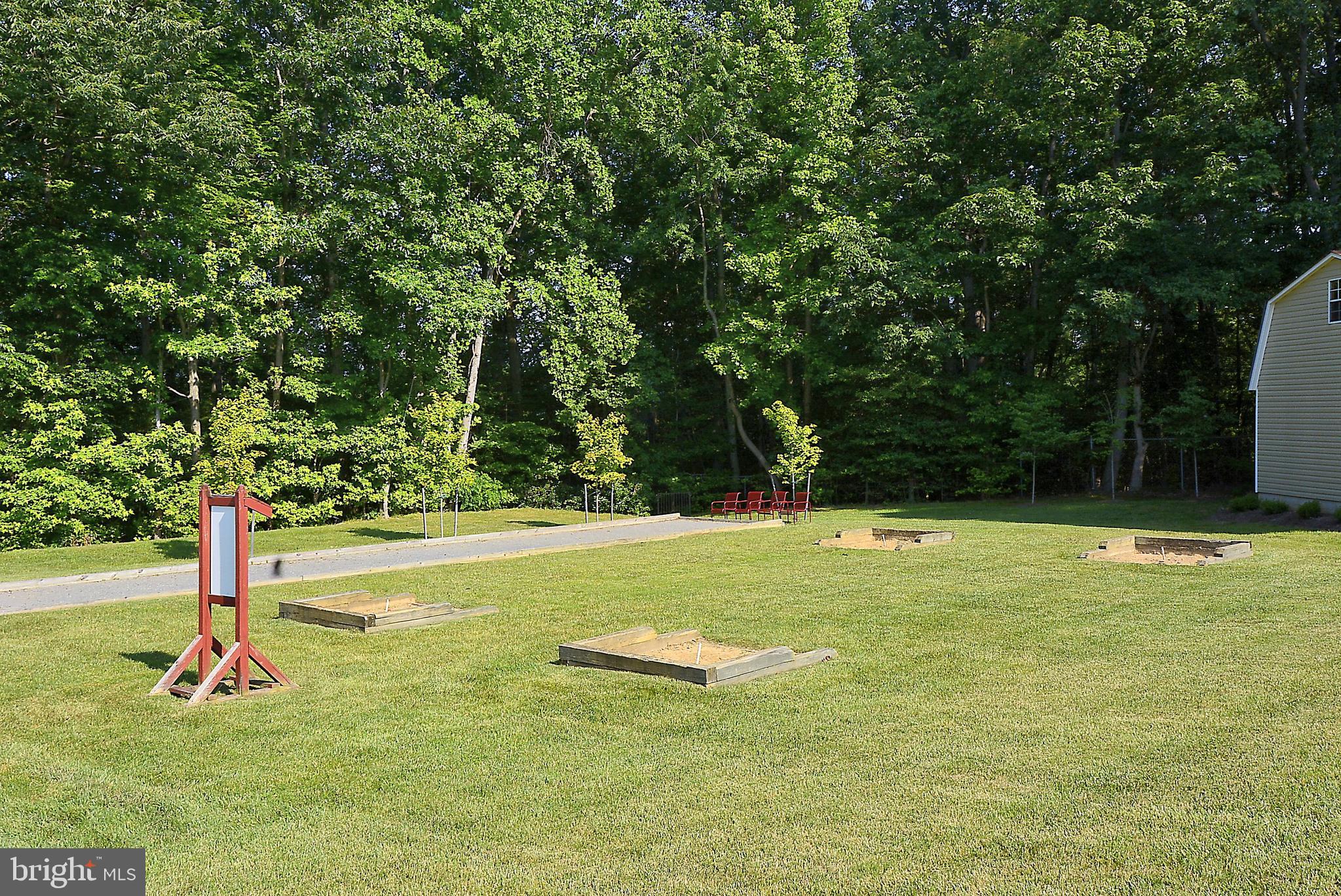 860 Woodmont Road Annapolis, MD 21401 - Photo 54 of 55 Community activities