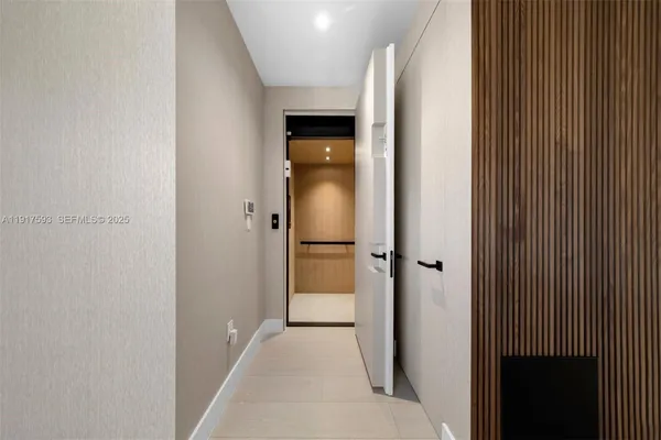 $16,900,000 | 342 S Parkway, Golden Beach, FL 33160