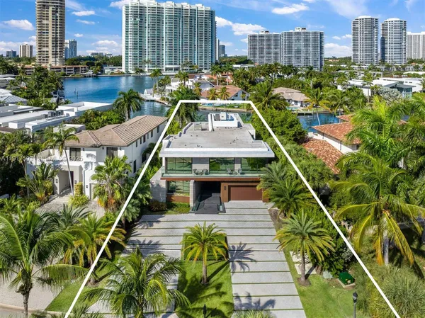 $16,900,000 | 342 S Parkway, Golden Beach, FL 33160