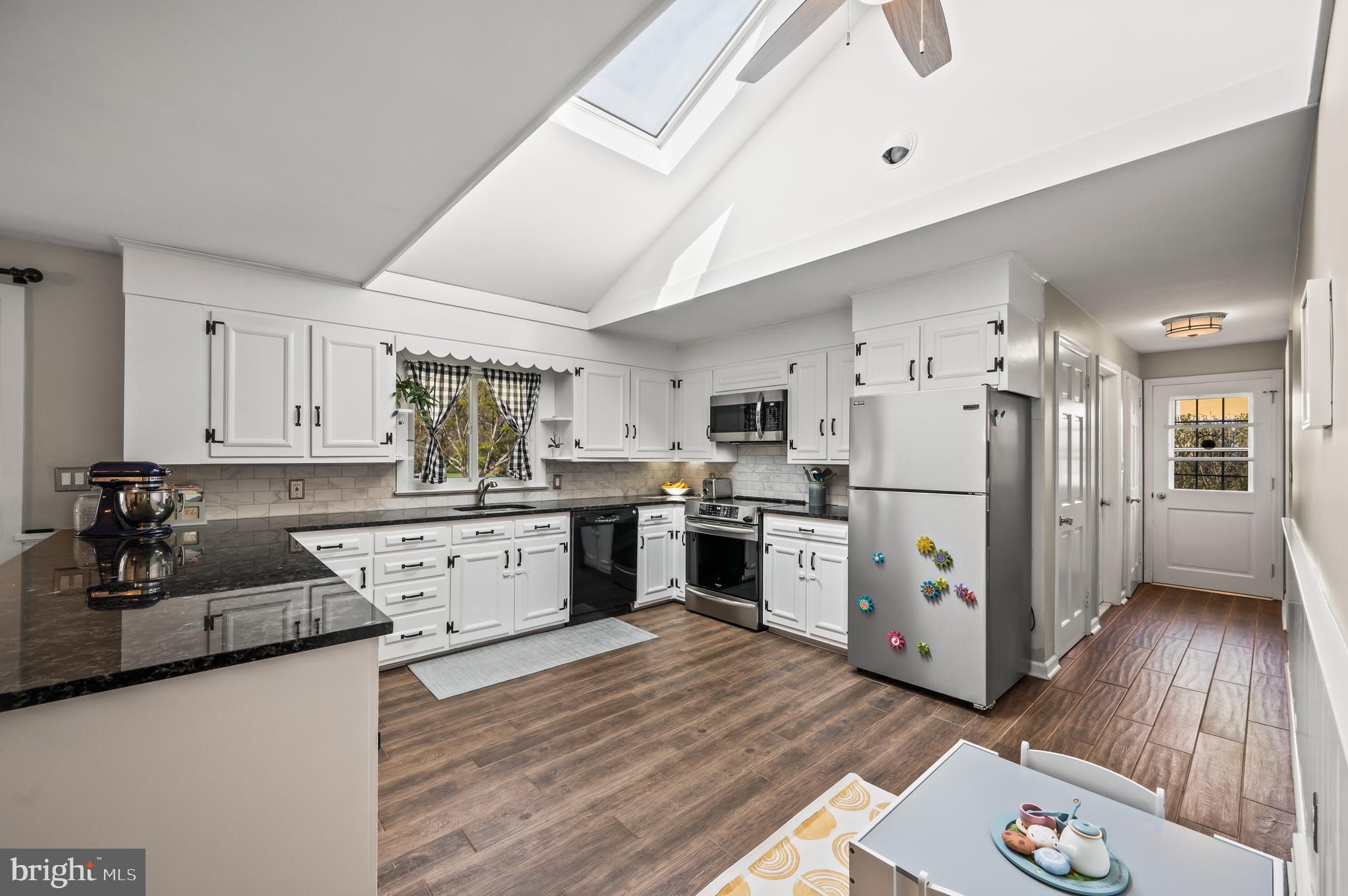 157 Carter Road Princeton, NJ 08540 - Photo 13 of 36