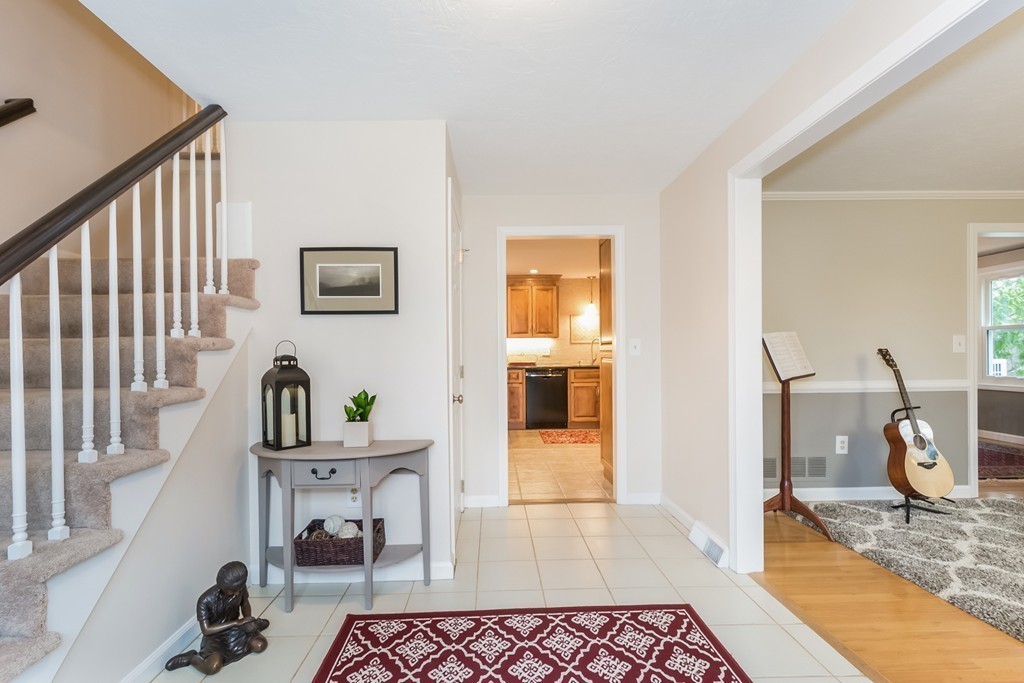 26 Wiles Farm Road Northborough, MA 01532 - Photo 2 of 30 Gallery Image 2