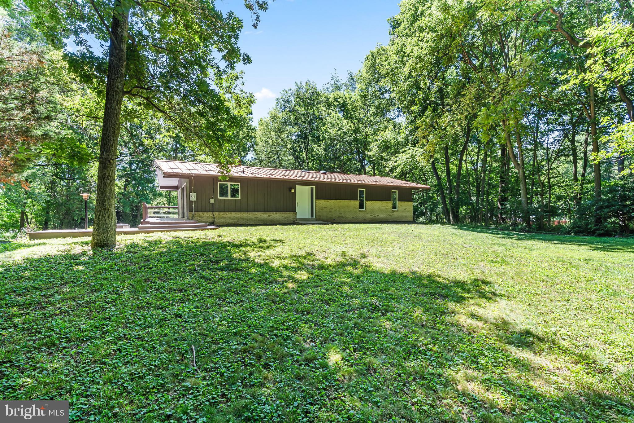 9838 Garis Shop Road Hagerstown, MD 21740 - Photo 14 of 63