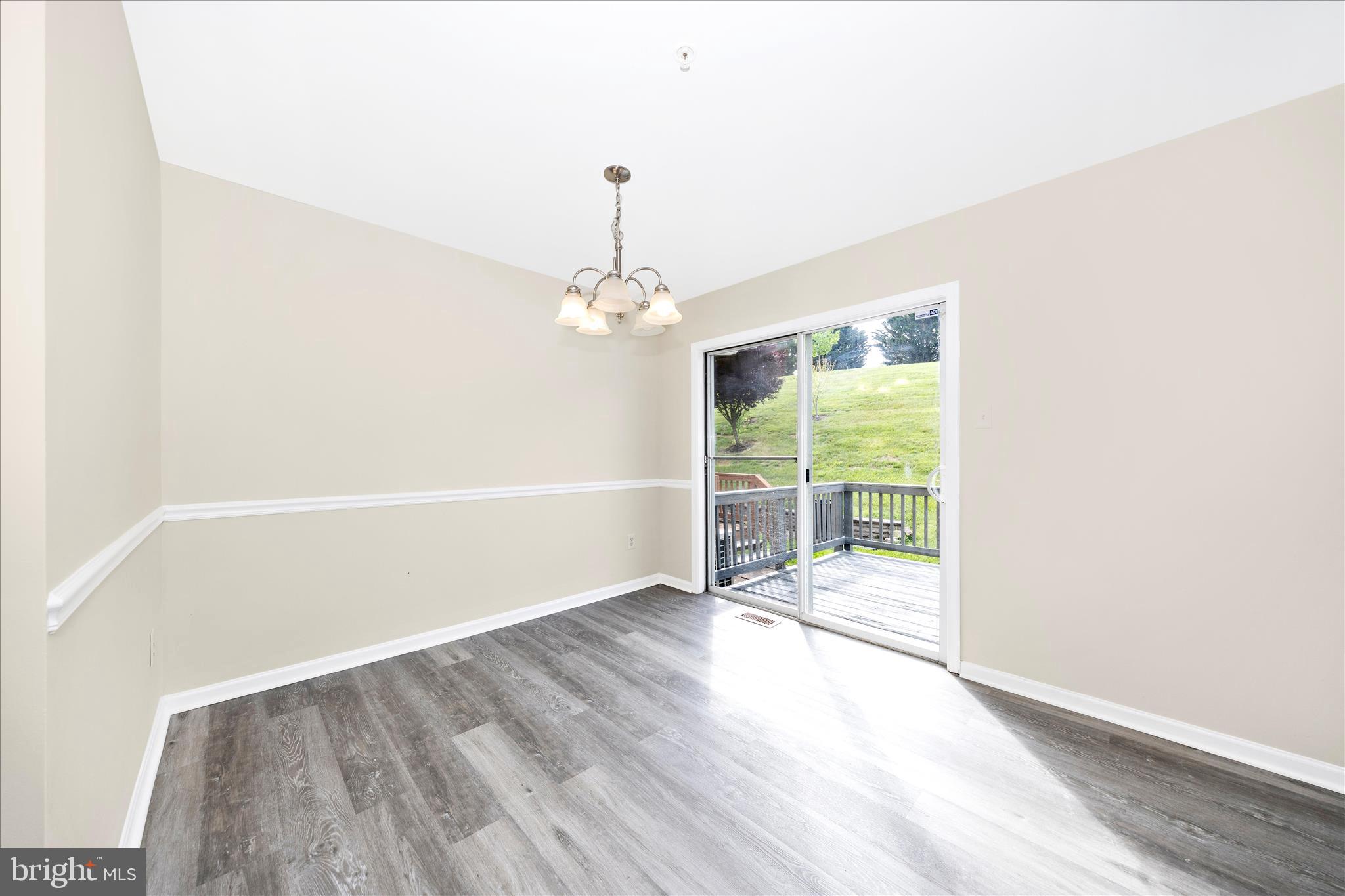 105 Sentry Ridge Smithsburg, MD 21783 - Photo 7 of 62 Dining Room