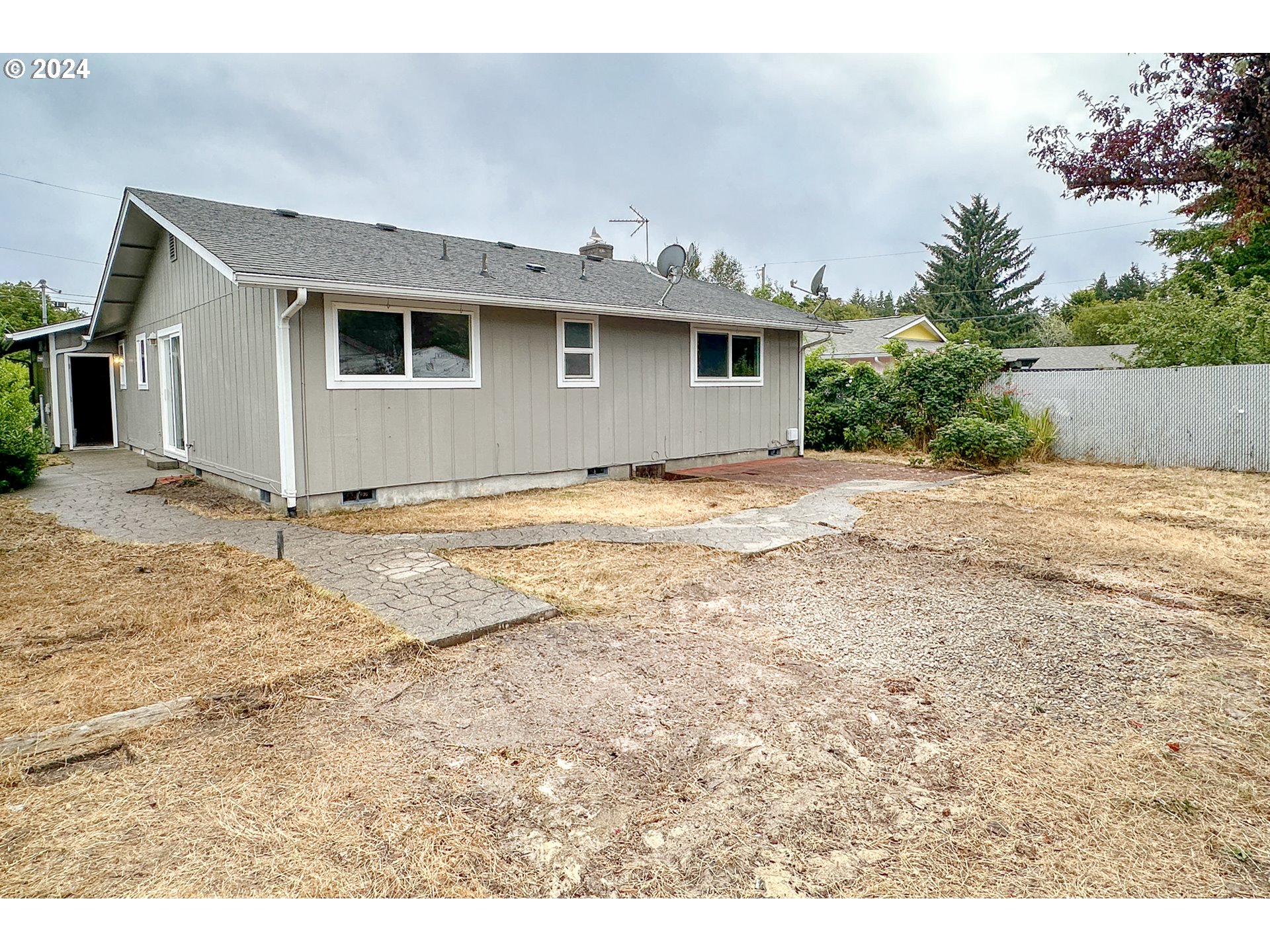 1035 7th Street Florence, OR 97439 - Photo 23 of 29 Gallery Image 23