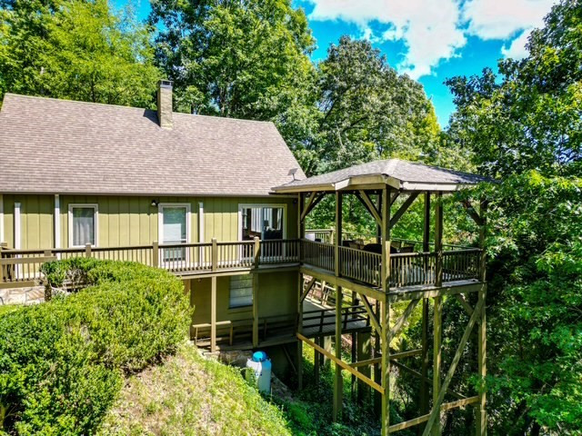 561 Deals Gap Road Robbinsville, NC 28771 - Photo 2 of 37
