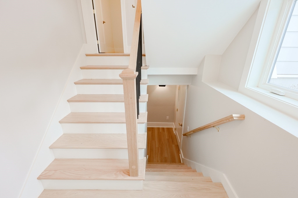 23 Pilgrim Road Wellesley, MA 02481 - Photo 24 of 30