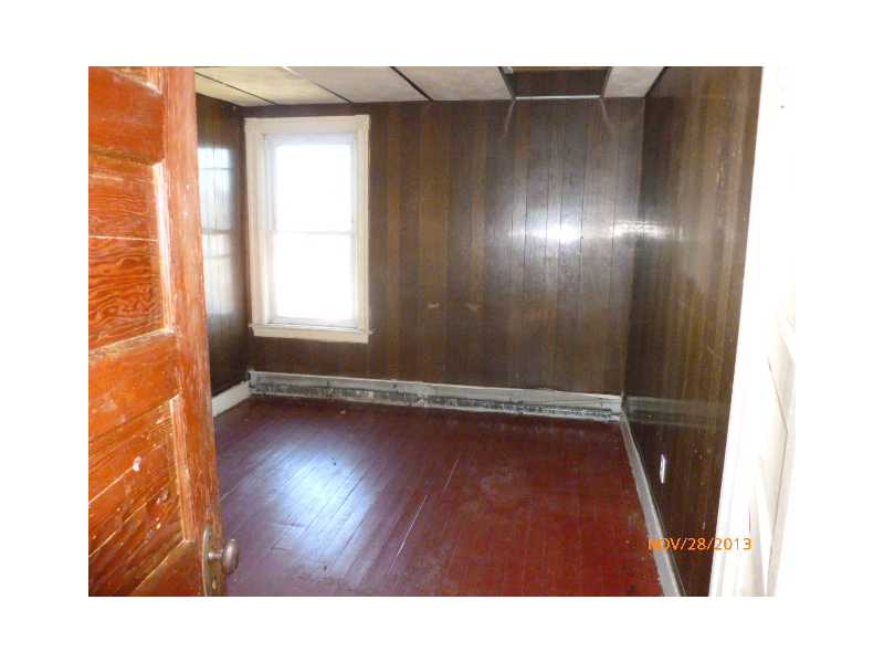 213 Meadow Street Pawtucket, RI 02860 - Photo 11 of 13 Bedroom.