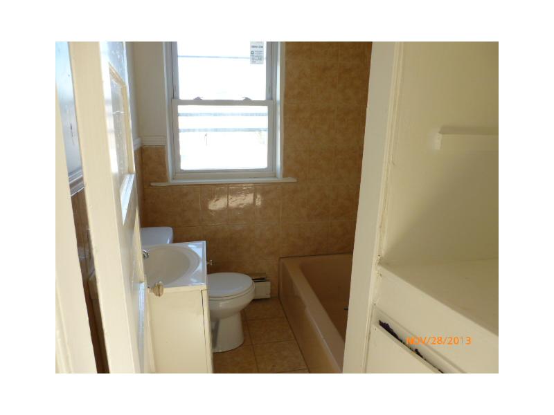213 Meadow Street Pawtucket, RI 02860 - Photo 4 of 13 Bathroom.
