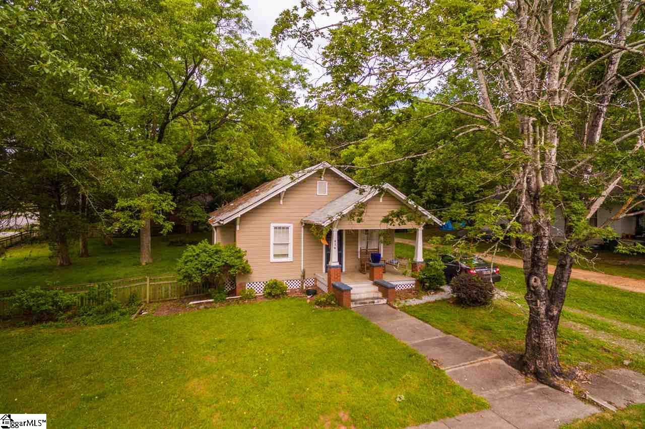 414 North Depot Street Seneca, SC 29678 - Photo 1 of 18
