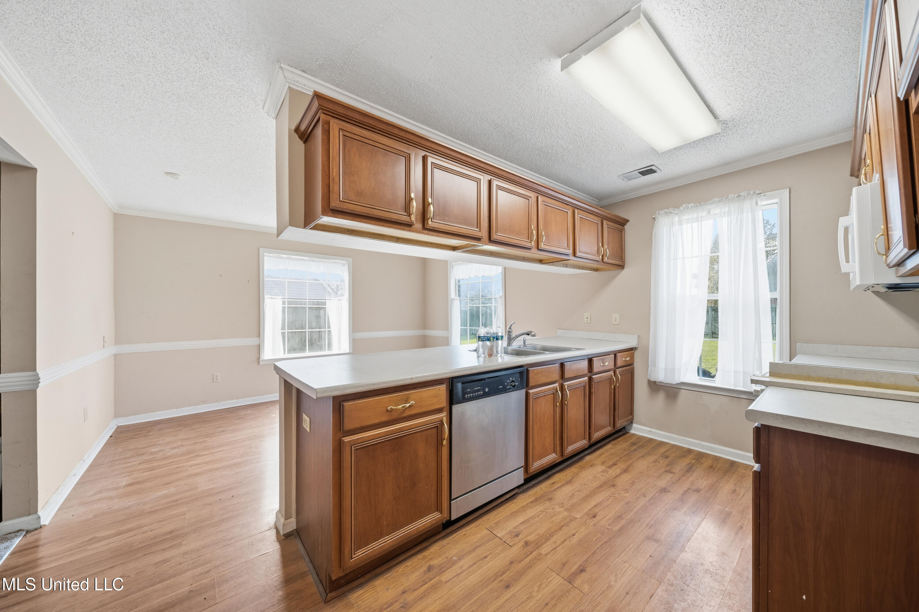 8891 Shellflower Drive Southaven, MS 38671 - Photo 4 of 18 full-21